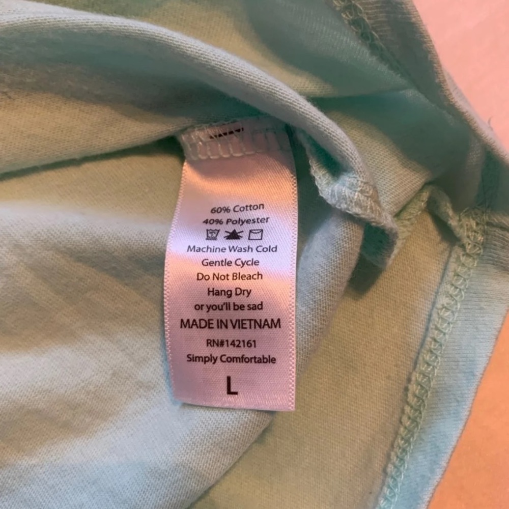 Lularoe Randy t - Picture 2 of 2